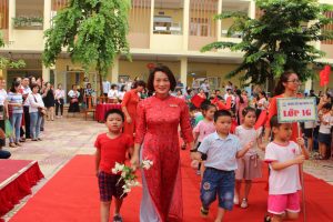 Ngày hội tựu trường – Hân hoan đón học sinh lớp 1