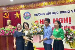 CÔNG ĐOÀN TRƯỜNG TIỂU HỌC TRUNG VĂN CHÀO MỪNG 20/10