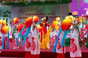 CHƯƠNG TRÌNH CHÀO MỪNG 70 NĂM NGÀNH GIÁO DỤC THỦ ĐÔ VÀ 42 NĂM NGÀY NHÀ GIÁO VIỆT NAM 20/11 